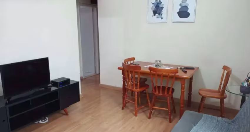 Dois dormitórios. de frente. por um bom valor. bom local.