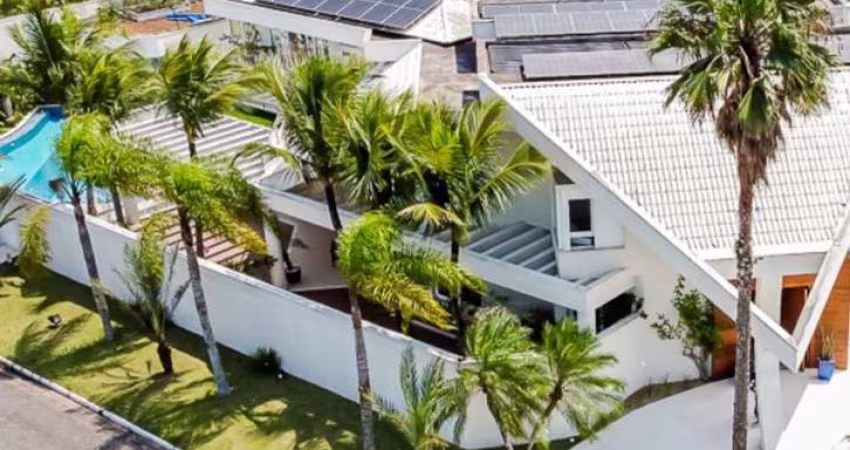 Casa alto padrão em condomínio em Guaruja. Cinematográfica.