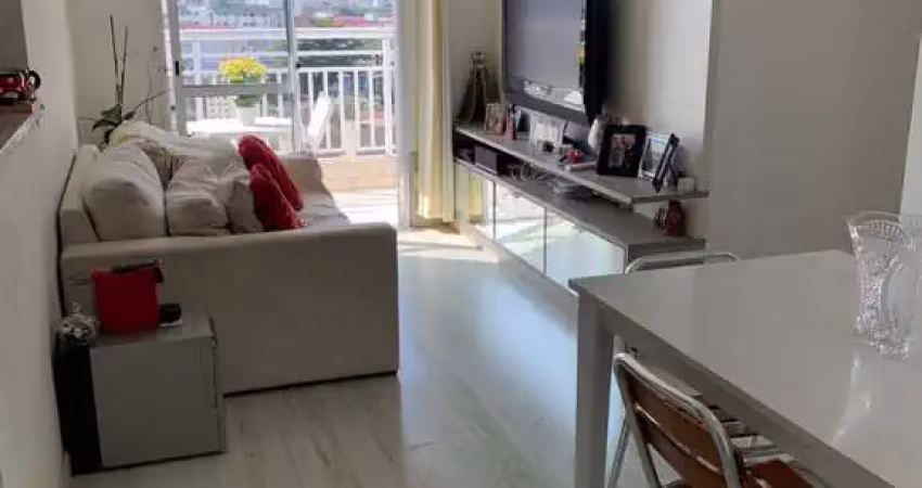 Acquaplay - dois dormitórios, armários e ar condicionado