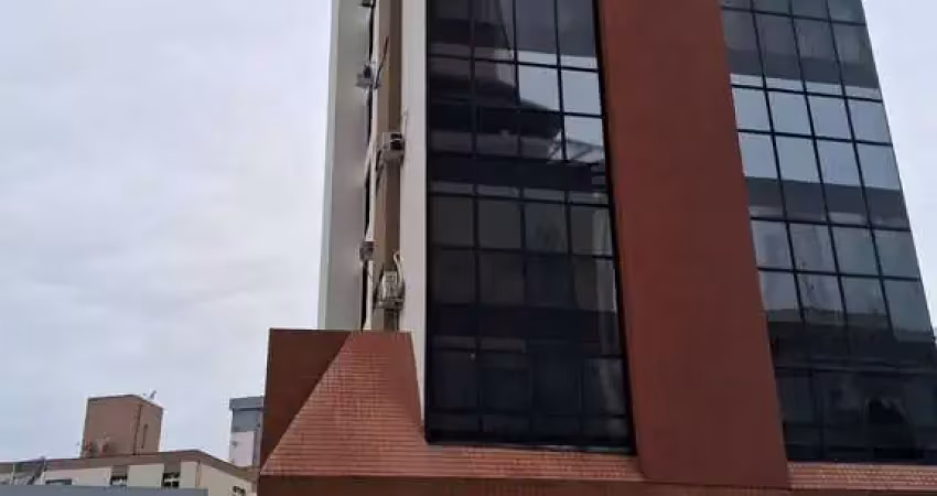 Excelente sala comercial com garagem  coberta  bairro kobrasol são josé sc