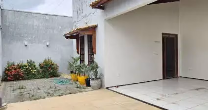 Casa térrea ampla com espaçosa área gourmet em barbalha (ce)