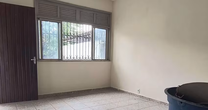 Casa com 2 quartos à venda na Rua Padre Peroneille, 171, Jardim América, Rio de Janeiro