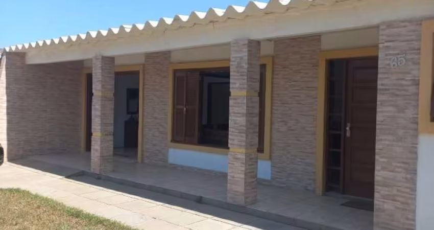 Casa com 4 quartos à venda na Rua Altemar Dutra, 65, Centro, Cidreira