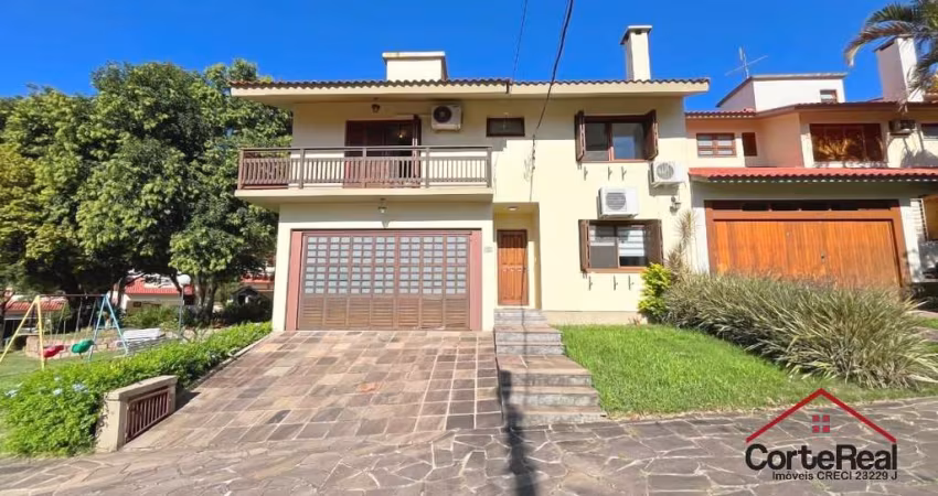 Casa com 3 quartos à venda na Praça São Caetano, 90, Teresópolis, Porto Alegre