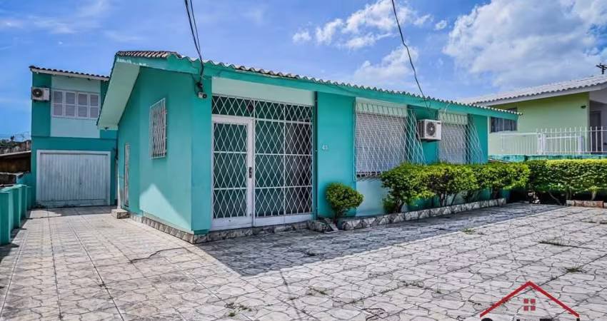 Casa com 3 quartos à venda na Acesso das Rosas, 45, Santa Tereza, Porto Alegre