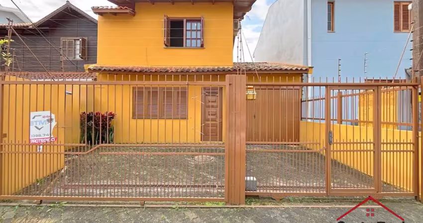 Casa com 3 quartos à venda na Rua Giobatta Giuseppe Petracco, 220, Vila Nova, Porto Alegre