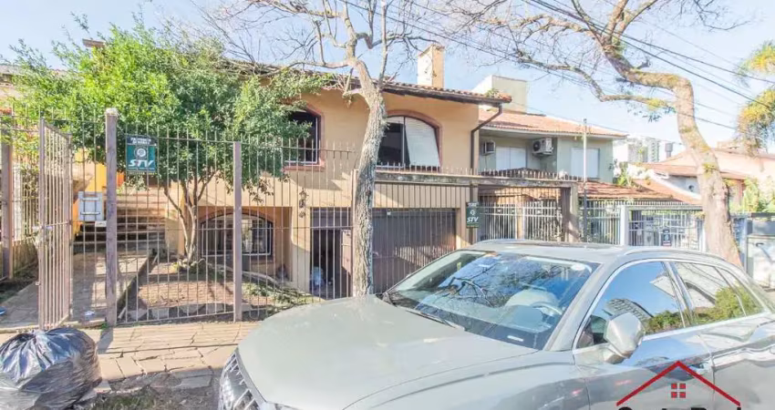 Casa com 4 quartos à venda na Rua Dona Mimi Moro, 60, Boa Vista, Porto Alegre
