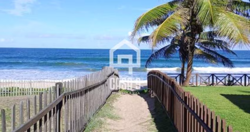 Casa em Condomínio Fechado Com Acesso ao Rio/Mar