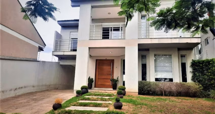 Casa sobrado com 4 dormitórios, 3 suítes no bairro Bela Vista em Canoas