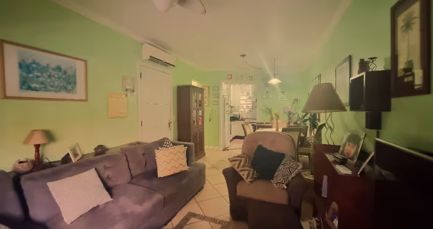 Casa em condomínio semimobiliada, 4 dormitórios, 2 vagas, Centro em Canoas