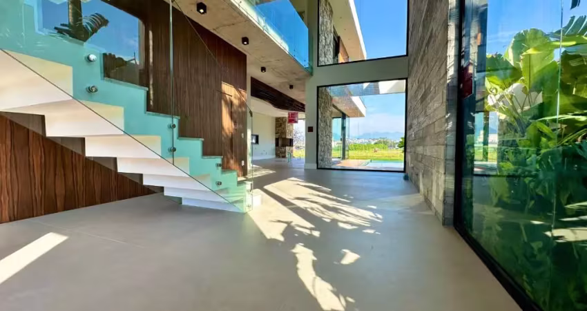 Reserva da pedra - casa alto padrão na pedra branca, 284m²