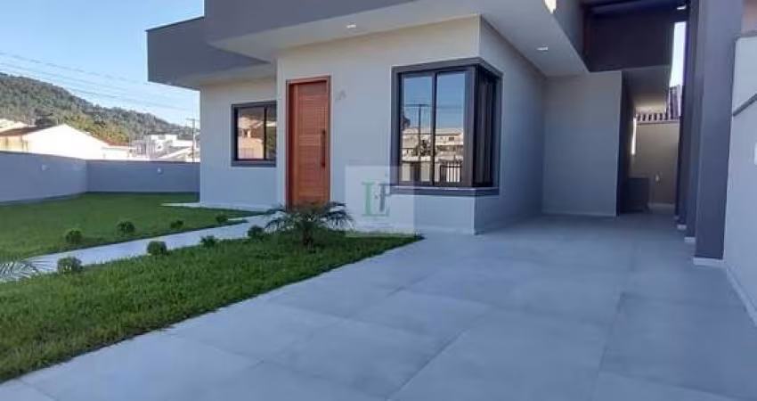 Casa com 3 quartos sendo 1 suíte e SPA com água quente