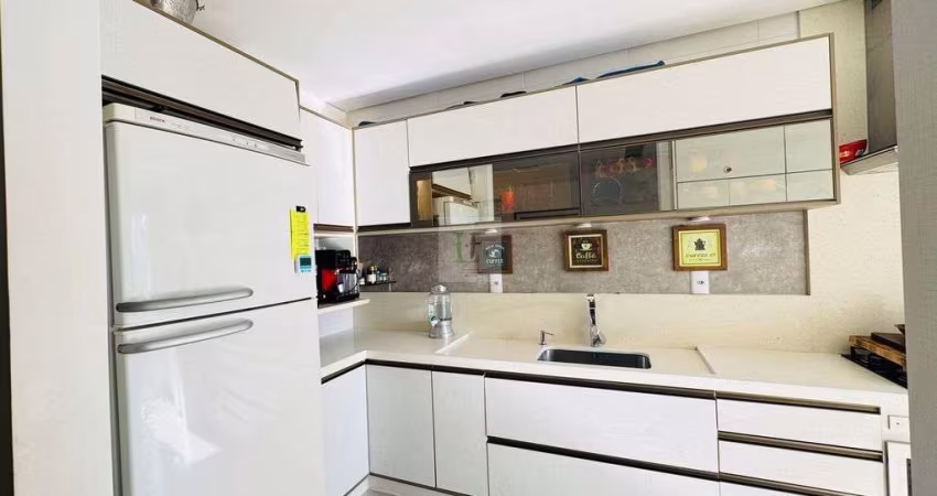 Casa com 3 Dormitórios, Sendo 1 Suíte Palhoça