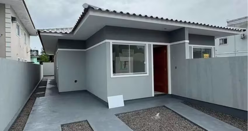 Casa com 2 quartos à venda na Rua Olávio de Biase, 5, Barra do Aririú, Palhoça