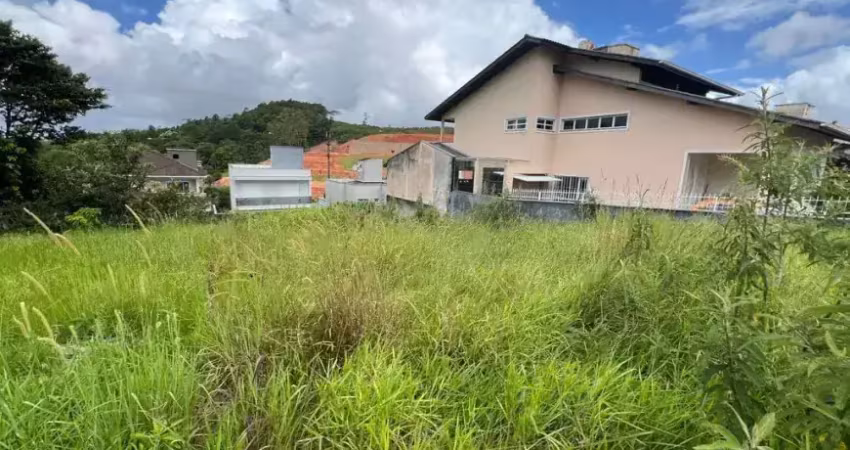 Terreno pedra branca, 360m² próximo ao lago da pedra branca