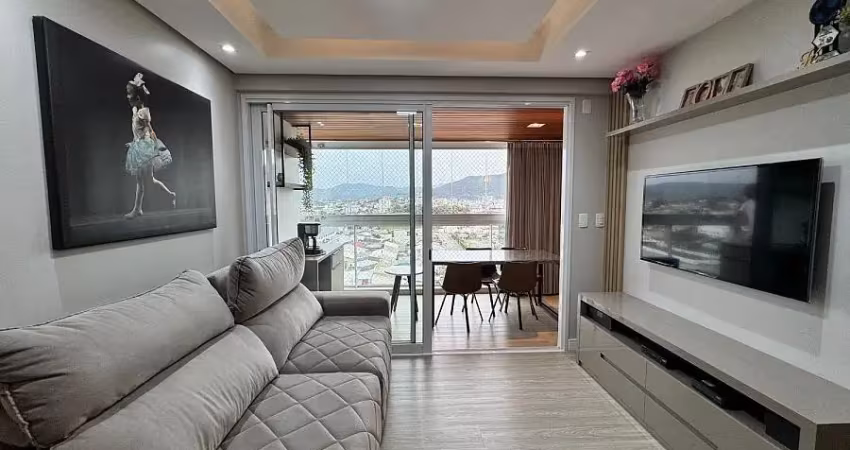 Lindo apartamento no pagani com 3 dormitórios e uma suíte e 2 vagas de garagem