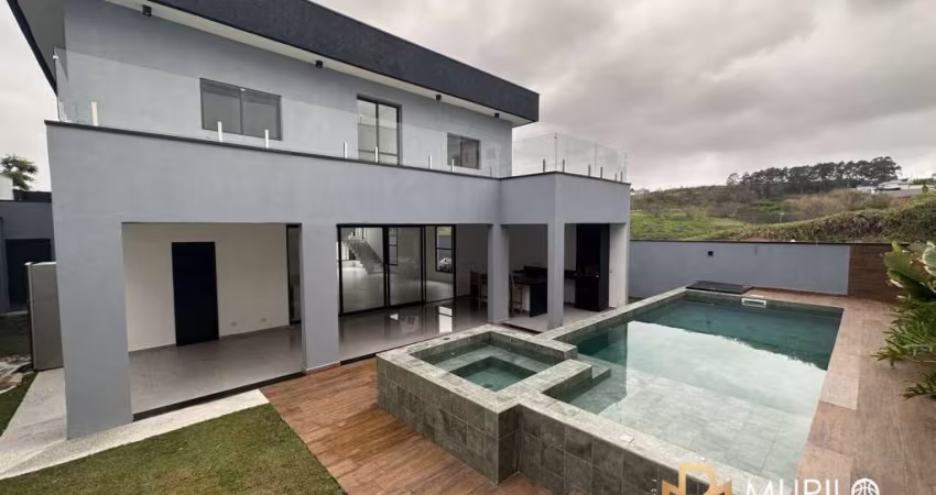 Casa em condomínio, 5 quartos, sendo 4 suíte, 355 metros, a venda- URBANOVA