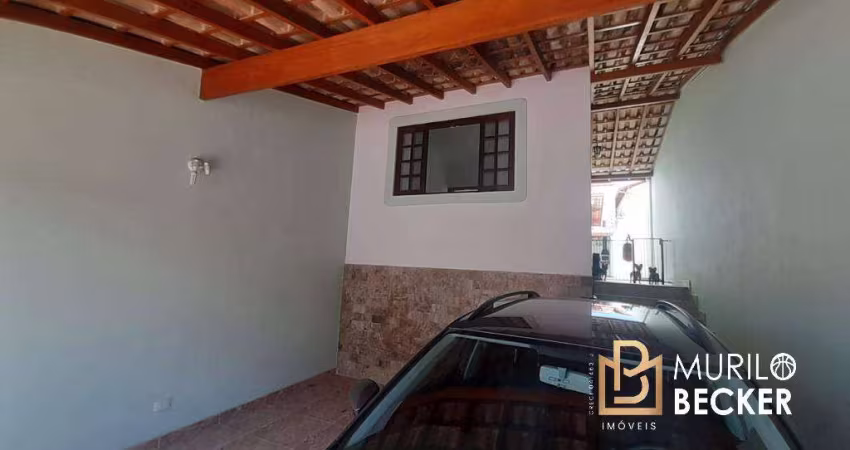 Casa 3 Dormitórios sendo 1 suíte, no Jardim das Industrias