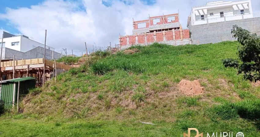 Terreno com 378m2 com projeto aprovado no Condomínio Verana