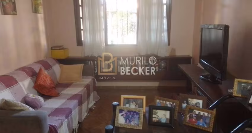 CASA 260m²  03 QUARTOS À VENDA - COM EDÍCULA - VISTA VERDE