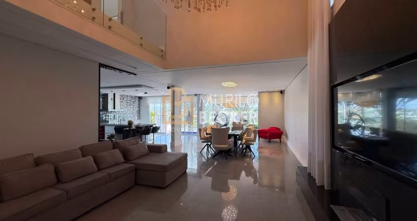 Casa a venda com 4 suítes e piscina - 407 m no Alphaville II - S J Campos