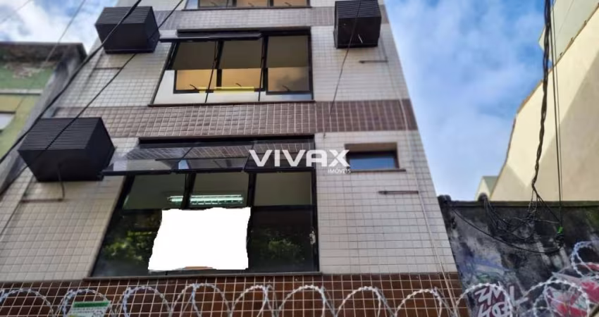 Prédio com 5 salas para alugar na Rua Magalhães Couto, Méier, Rio de Janeiro