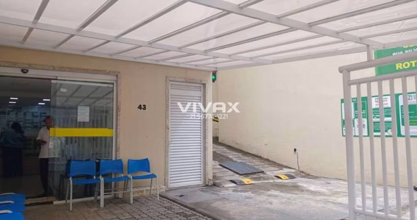 Sala comercial para alugar na Rua Silva Rabelo, Méier, Rio de Janeiro