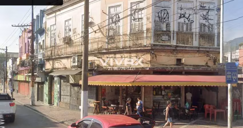 Prédio com 9 salas à venda na Rua Arquias Cordeiro, Méier, Rio de Janeiro