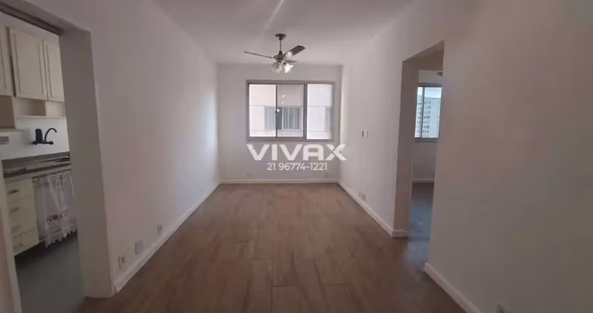 Apartamento com 3 quartos para alugar na Rua Domingos Freire, Todos os Santos, Rio de Janeiro