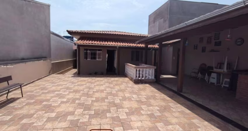 Casa para Venda em Caieiras, Serpa, 4 dormitórios, 1 suíte, 3 banheiros, 4 vagas