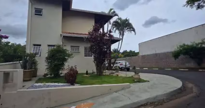 Casa em Condomínio para Venda em Valinhos, Lenheiro, 3 dormitórios, 1 suíte, 3 banheiros, 2 vagas