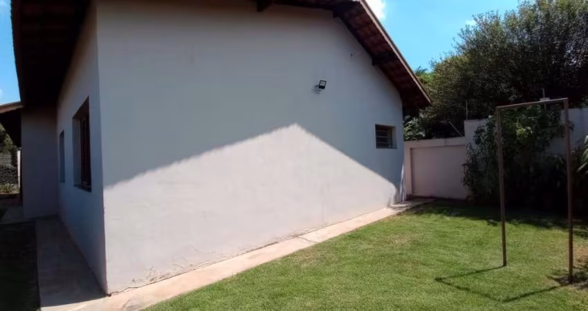 Casa para Venda em Valinhos, Parque Nova Suíça, 3 dormitórios, 1 suíte, 2 banheiros, 4 vagas