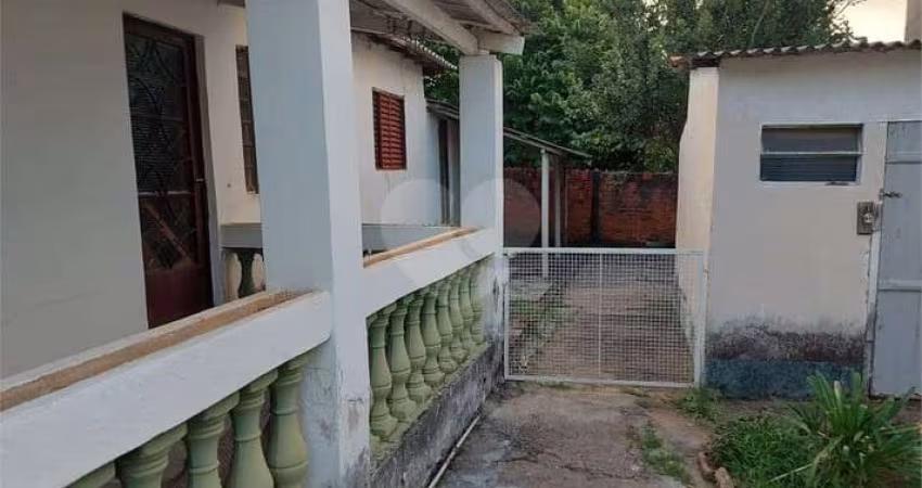 Casa para Venda em Valinhos, Vila Martina, 2 dormitórios