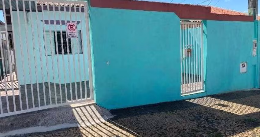 Casa para Venda em Valinhos, Vila Martina, 2 dormitórios, 1 banheiro, 1 vaga