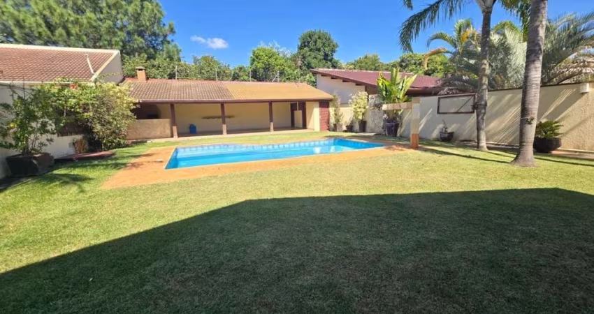 Casa em Condomínio para Venda em Valinhos, Dois Córregos, 3 dormitórios, 3 suítes, 3 banheiros, 4 vagas
