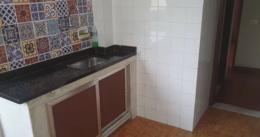Apartamento de 2 quartos e 1 garagem