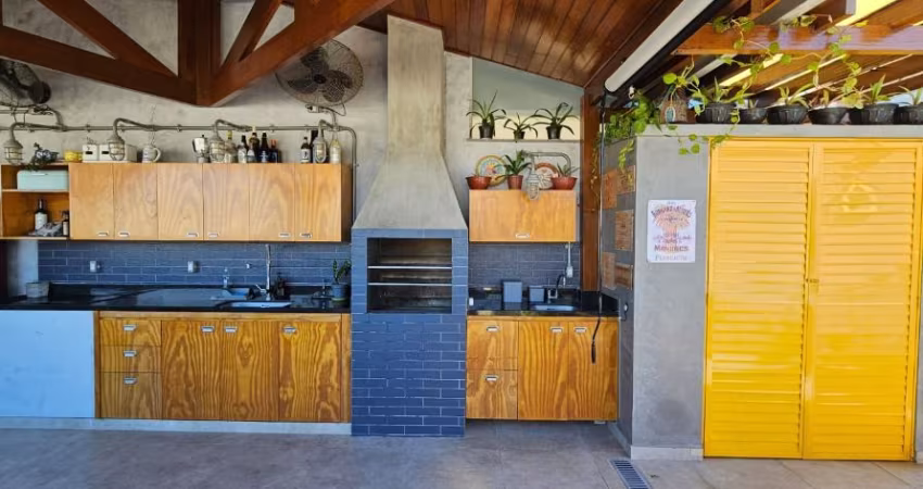 Apartamento de 4 quartos e 2 suítes.