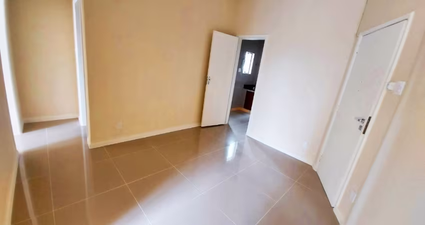Apartamento de 1 quarto e 1 banheiro.
