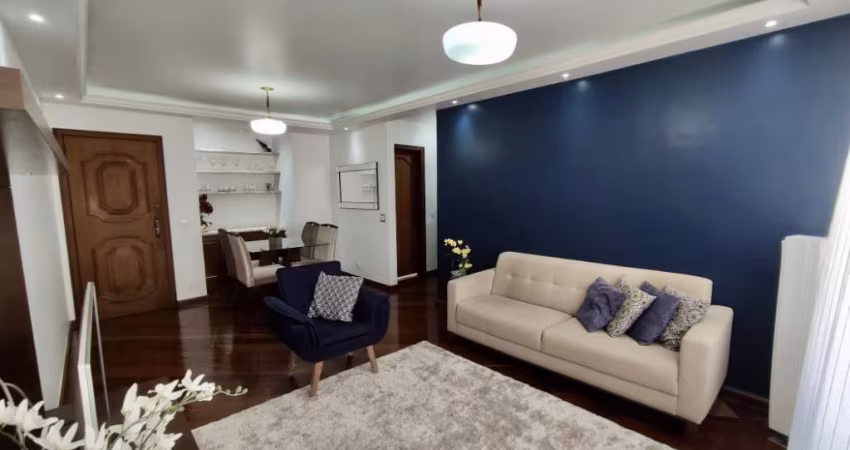 Apartamento de 3 quartos e 1 suíte.