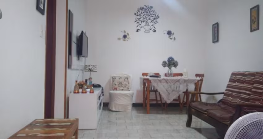 Apartamento de 3 quartos e 3 garagens.