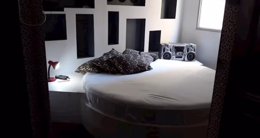 Apartamento de 4 quartos e 1 suíte.