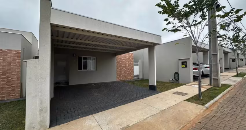 Casa com 3/4 sendo 1 suíte, condomínio iguatemi residence.