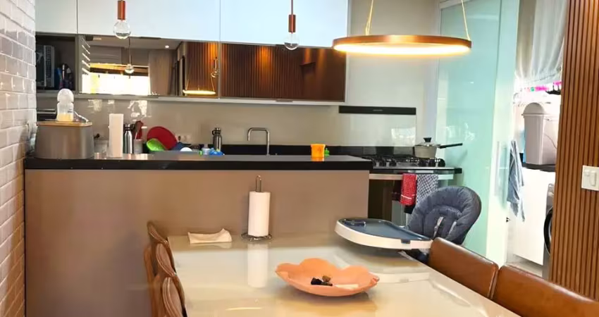 Belíssimo apartamento recém reformado localizado na rua deputado joão sussumu hirata