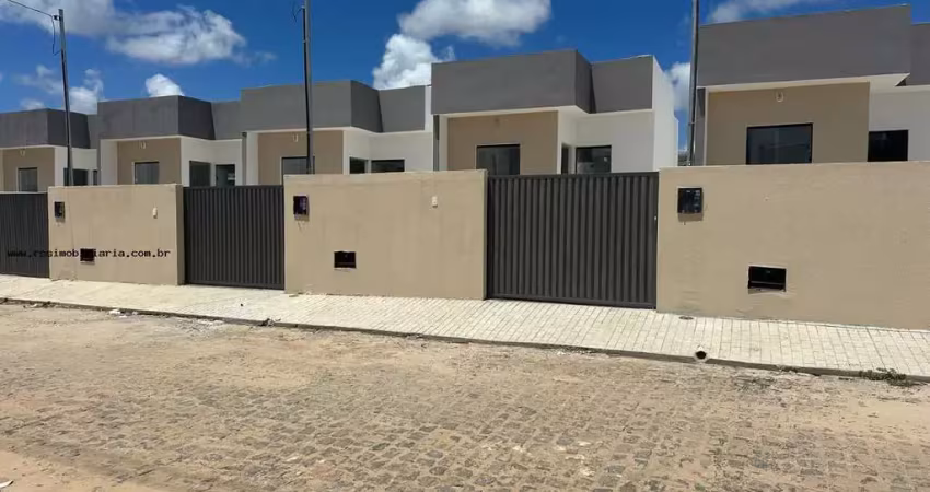 Casa conjugada no Conde/PB com dois Quartos e suíte.