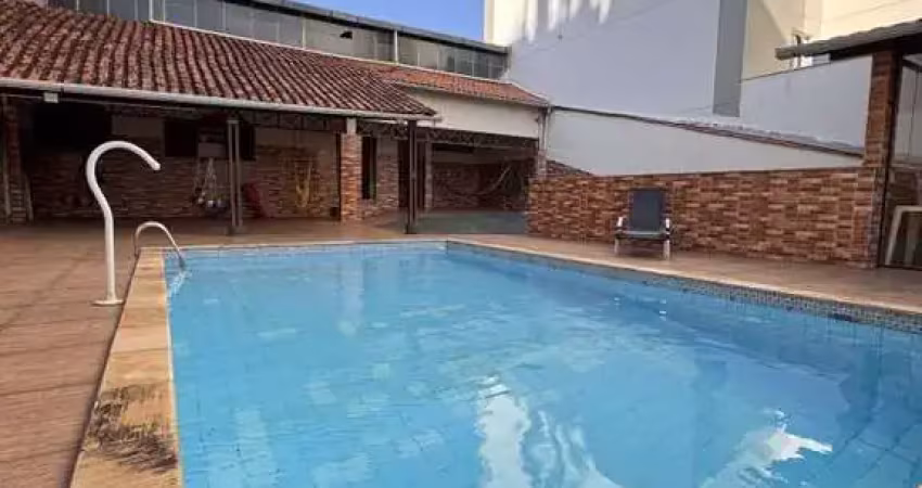 Casa para venda em juiz de fora, granbery, 4 dormitórios, 1 suíte, 5 banheiros, 4 vagas