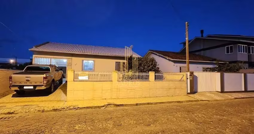 Casa com 4 quartos à venda no Balneário Perequê, Porto Belo 