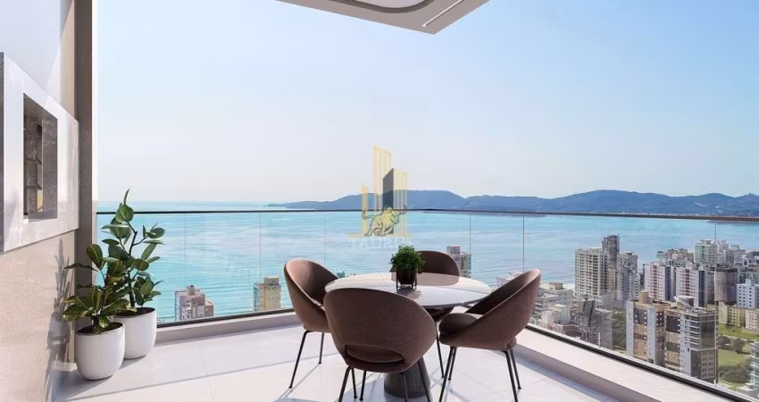 Apartamento 3 Suítes com Área de Lazer Meia Praia