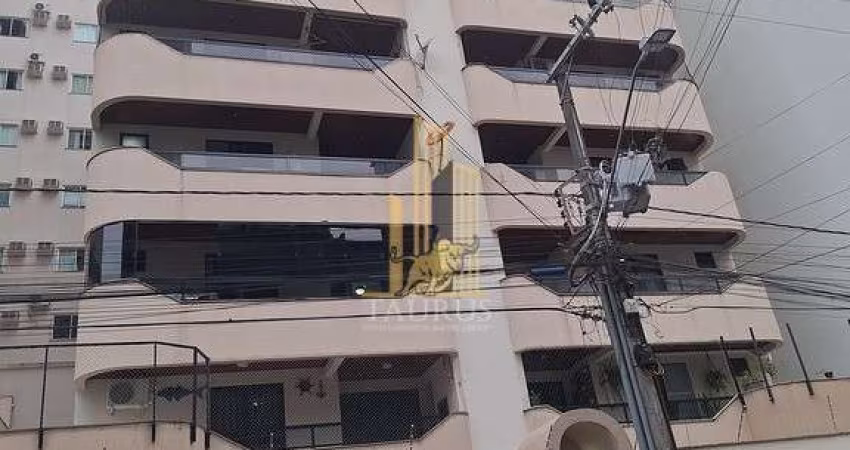 Apartamento 3 Quartos na Meia Praia