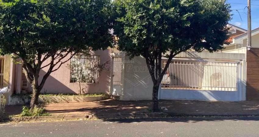 Casa com 3 quartos à venda na Vila Harmonia, Araraquara 