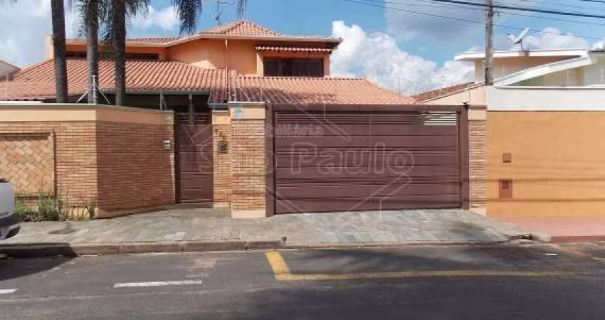 Casa com 3 quartos à venda na Vila Ferroviária, Araraquara 